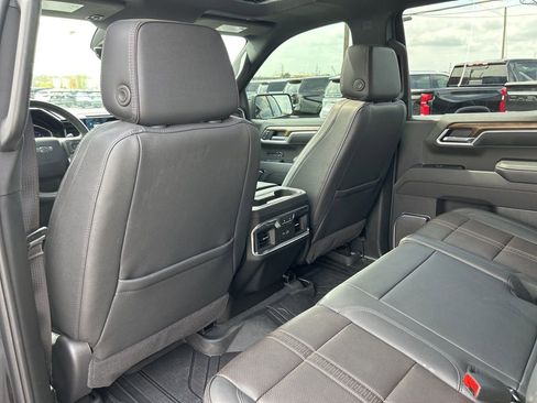 Used 2025 Chevrolet Silverado 1500 High Country w/ Midnight Edition image 54