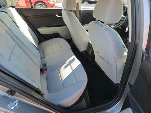 Used 2022 Kia Rio S image 19