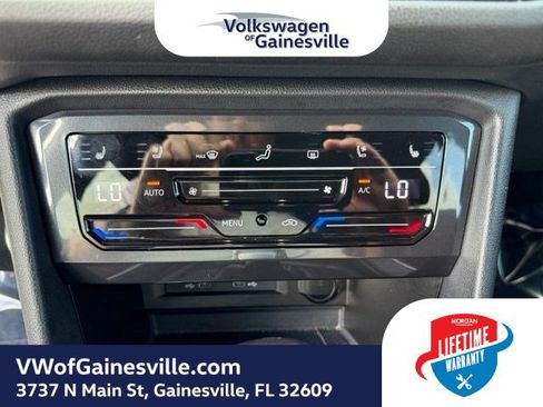 Certified 2024 Volkswagen Tiguan SEL R-Line AWD/4WD image 27