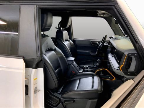 Used 2021 Ford Bronco Badlands AWD/4WD image 8