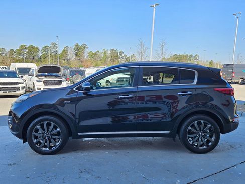 Used 2018 Kia Sportage EX w/ EX Sport Appearance Package image 4