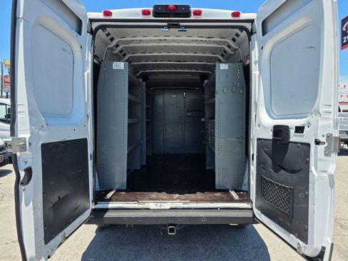 Used 2019 RAM ProMaster 2500 w/ Interior Convenience Group FWD image 21