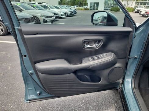 Certified 2025 Honda HR-V EX-L image 16