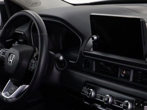 Used 2023 Honda Pilot Elite image 21