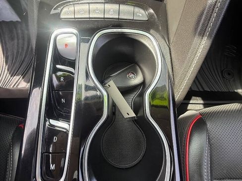 Used 2022 Buick Envision Essence w/ Sport Touring Package AWD/4WD image 21