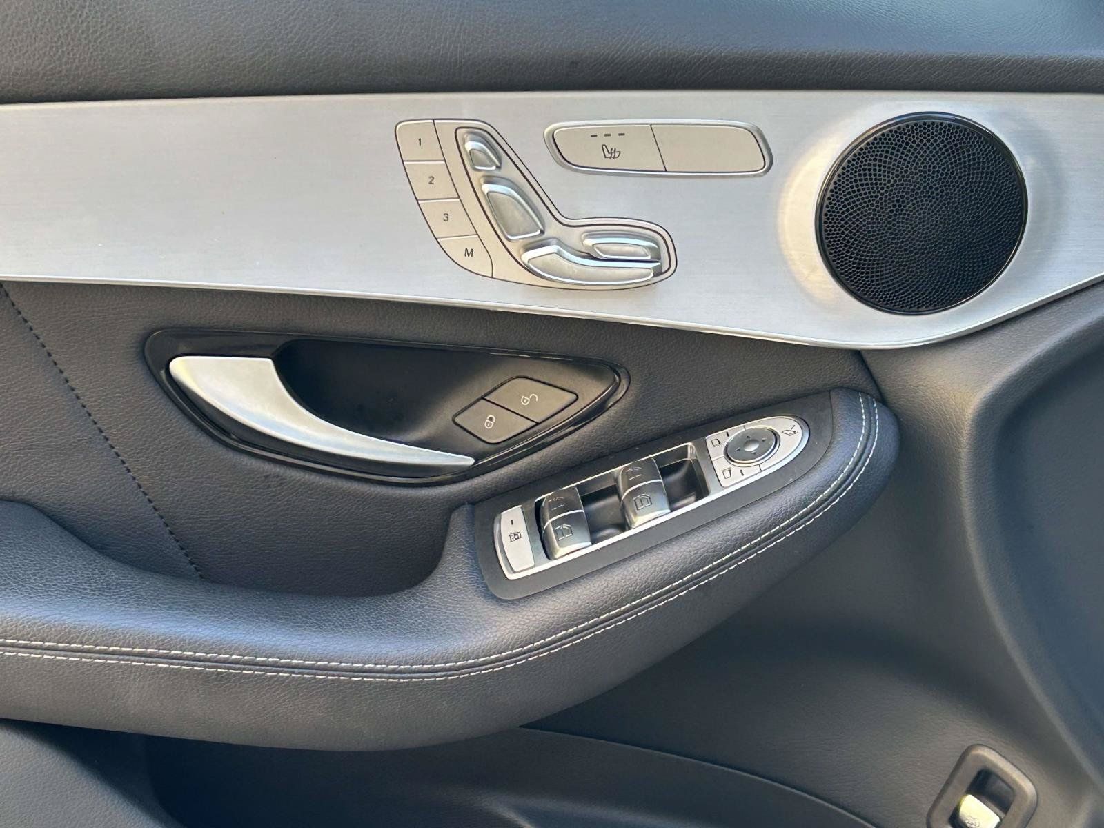 Used 2019 Mercedes-Benz GLC 300 image 19