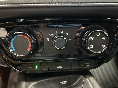 Used 2021 Honda HR-V Sport image 17