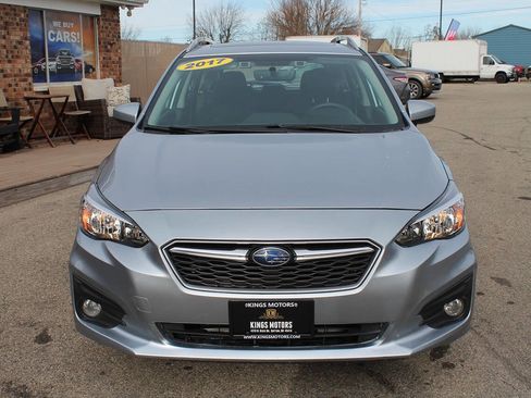 Used 2017 Subaru Impreza 2.0i Premium image 8