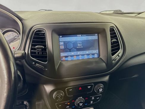 Used 2020 Jeep Compass Sport w/ Cold Weather Group AWD/4WD image 14