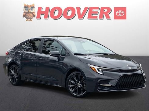 Used 2025 Toyota Corolla XSE image 35