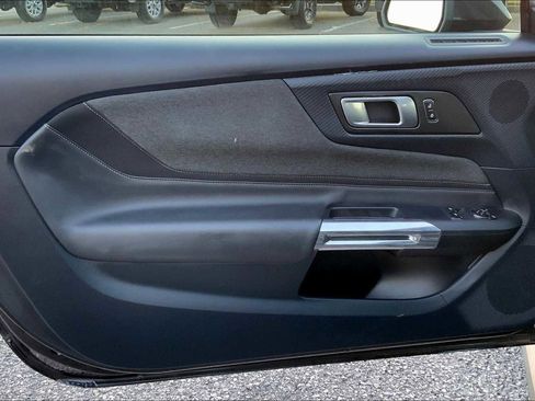 Used 2024 Ford Mustang Coupe image 35