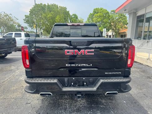 Used 2020 GMC Sierra 1500 Denali w/ Technology Package AWD/4WD image 7