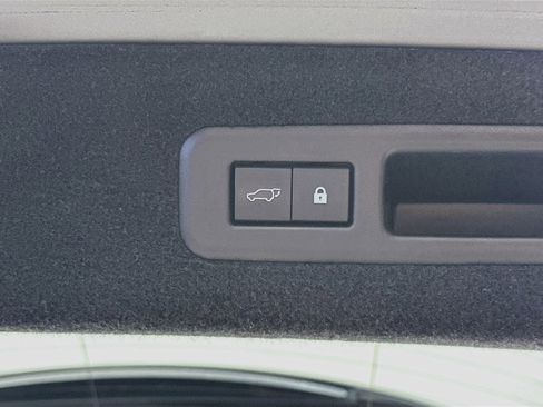 Used 2020 Lexus RX 350L Premium w/ Premium Package AWD/4WD image 31
