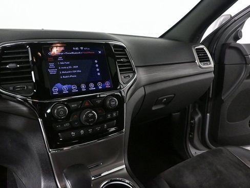 Used 2019 Jeep Grand Cherokee Altitude image 13