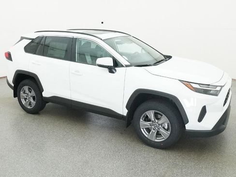 New 2025 Toyota RAV4 XLE image 15