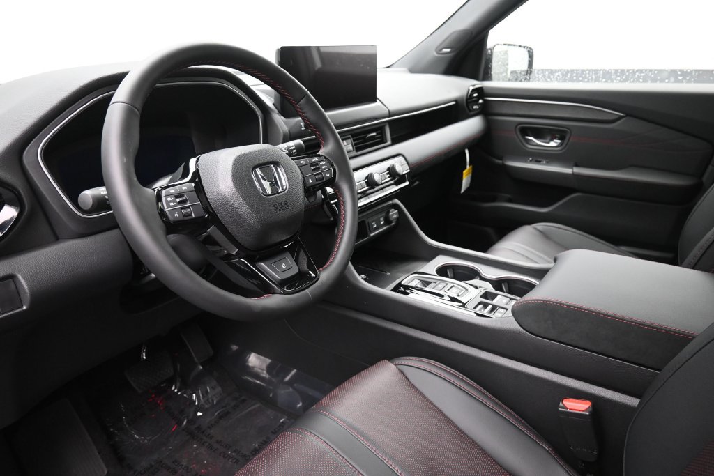 New 2026 Honda Pilot Black Edition image 16