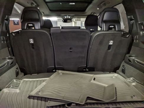 Certified 2025 Volvo XC90 T8 Plus w/ Protection Package Premier image 27