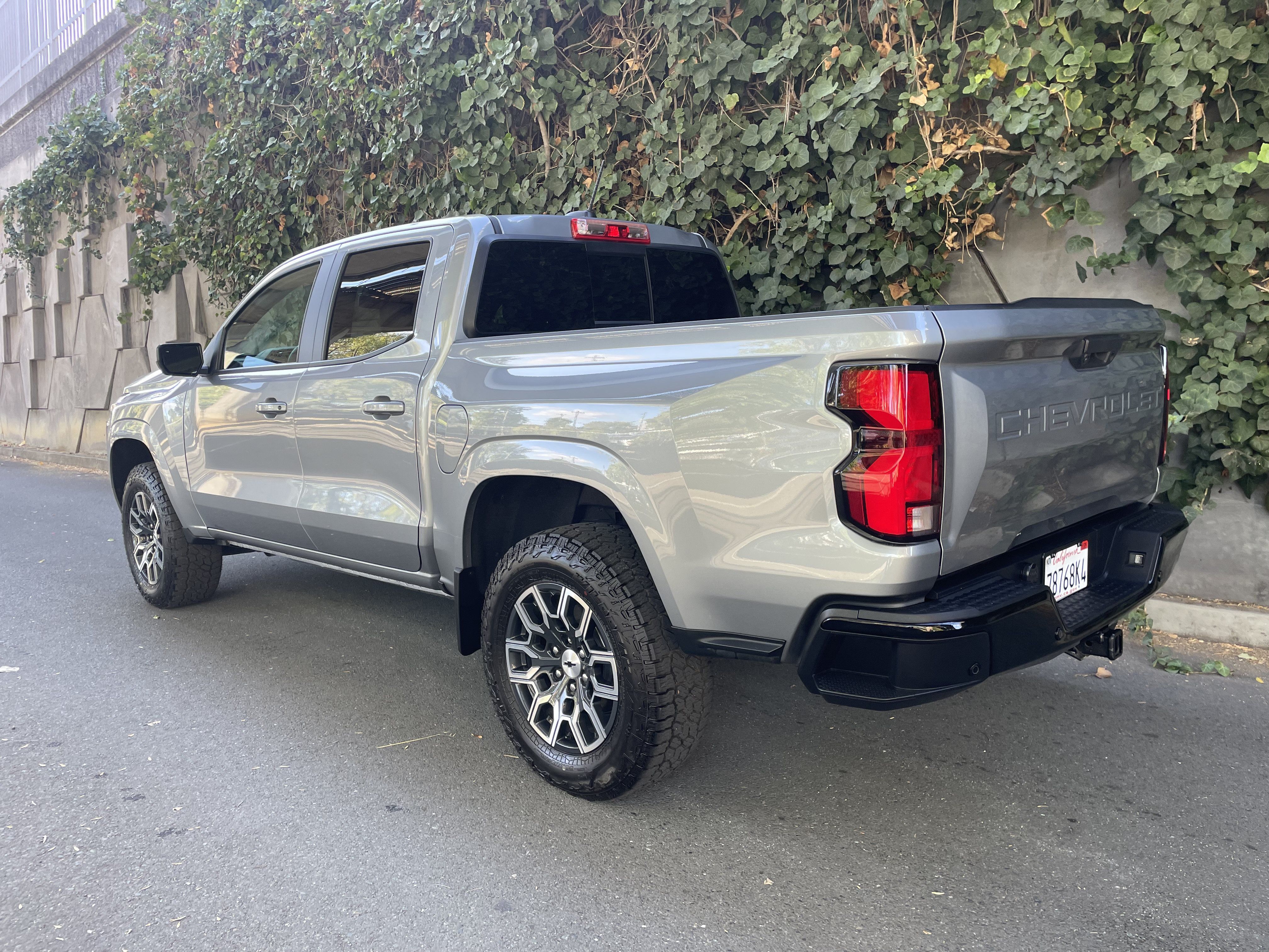 Used 2026 Chevrolet Colorado Z71 AWD/4WD image 8