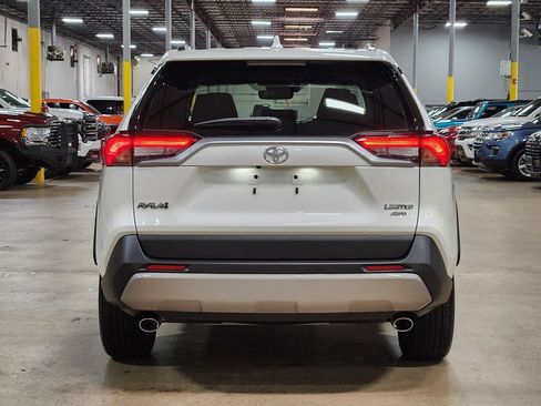 Used 2022 Toyota RAV4 Limited w/ Limited Grade Weather Package AWD/4WD image 10