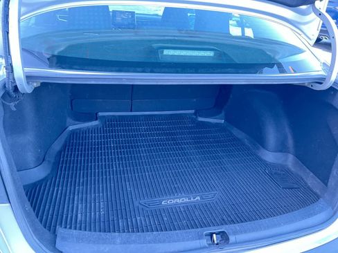 Used 2020 Toyota Corolla LE image 27