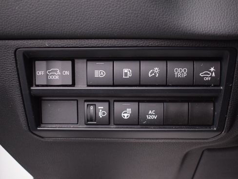 Used 2023 Toyota Sequoia SR5 w/ SR5 Premium Package image 19