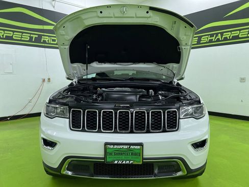Used 2020 Jeep Grand Cherokee Limited AWD/4WD image 4