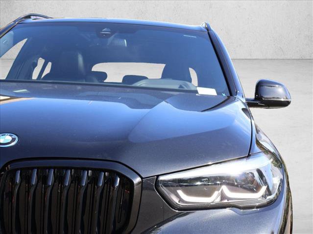 Used 2022 BMW X5 xDrive45e w/ M Sport Package AWD/4WD image 2