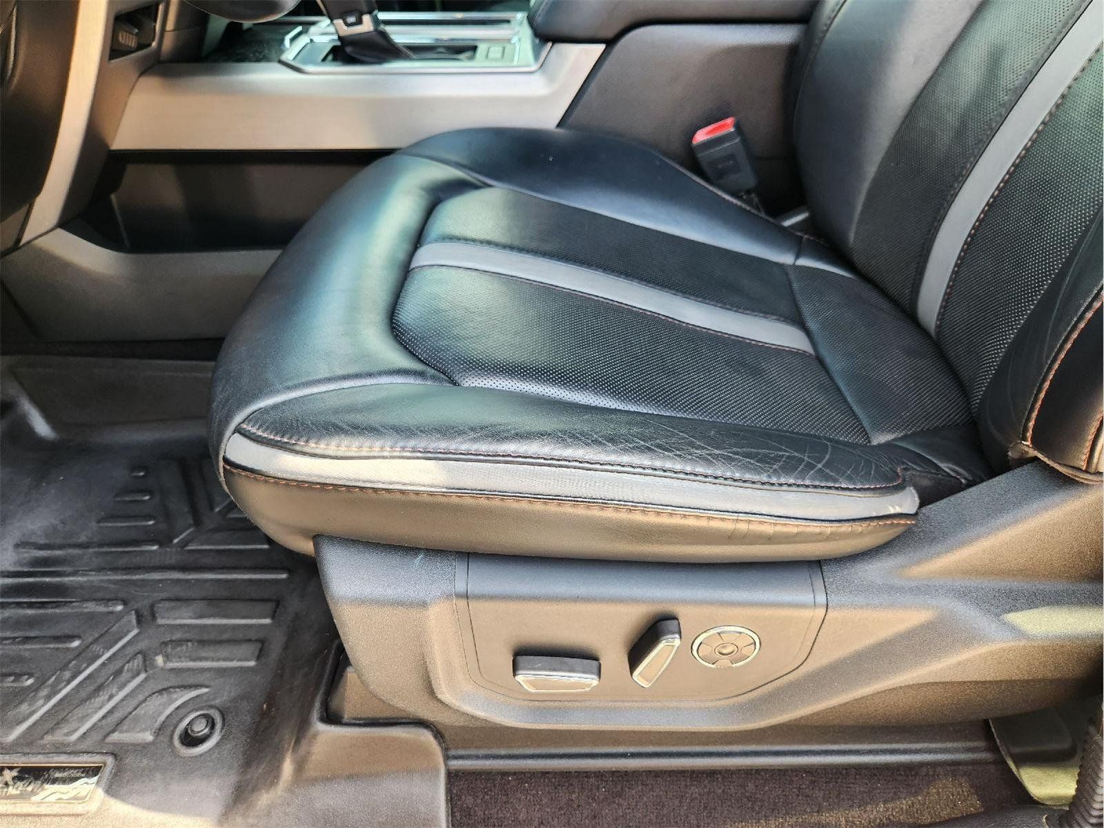 Used 2019 Ford F150 Platinum w/ Equipment Group 701A Luxury RWD image 23