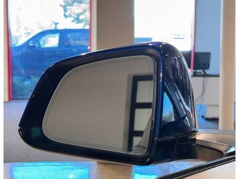 Used 2022 Tesla Model Y Long Range image 25