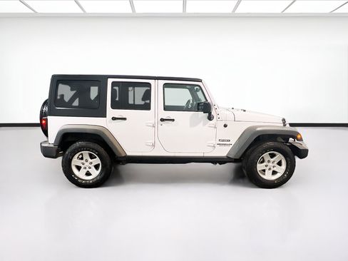 Used 2016 Jeep Wrangler Unlimited Sport w/ Quick Order Package 24S AWD/4WD image 21