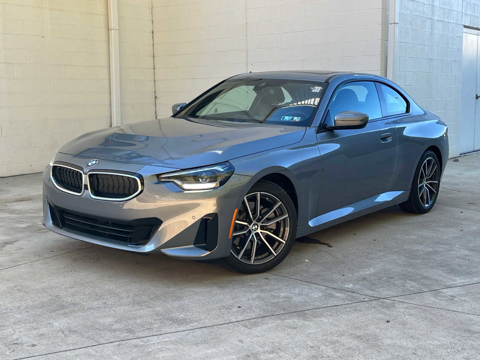 Used 2025 BMW 230i xDrive Coupe w/ Convenience Package AWD/4WD image 1