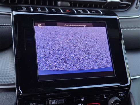 New 2025 Jeep Grand Cherokee Altitude image 15