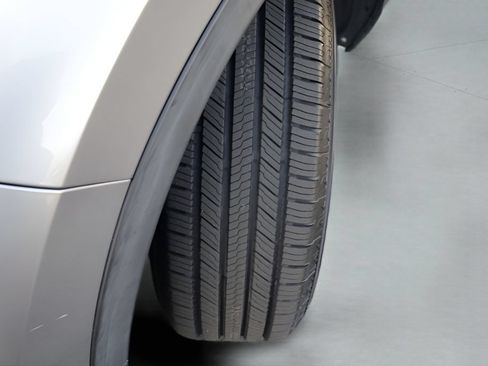 Used 2020 Honda CR-V EX-L image 4