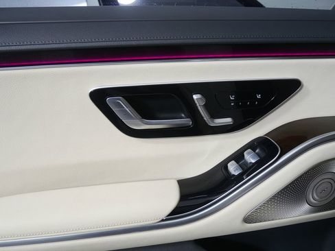 Used 2022 Mercedes-Benz S 500 4MATIC image 13