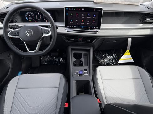New 2026 Volkswagen Tiguan SE AWD/4WD image 21
