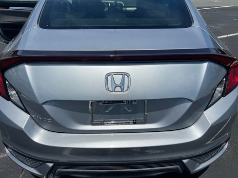 Used 2016 Honda Civic EX-T image 18