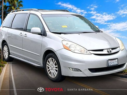 Used 2009 Toyota Sienna FWD image 1