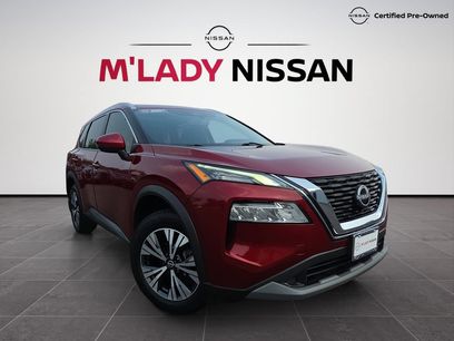 Certified 2022 Nissan Rogue SV w/ SV Premium Package