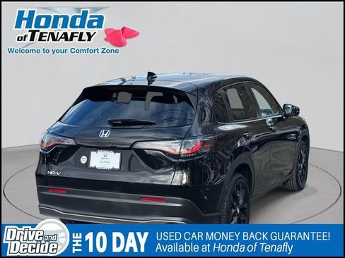 Used 2023 Honda HR-V Sport image 5