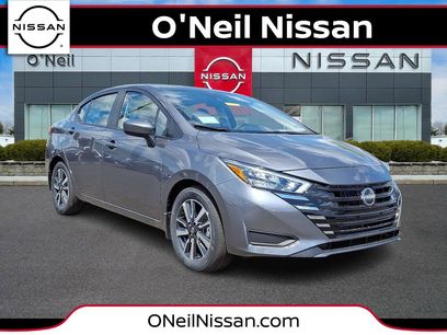 New 2025 Nissan Versa SV w/ Trunk Package