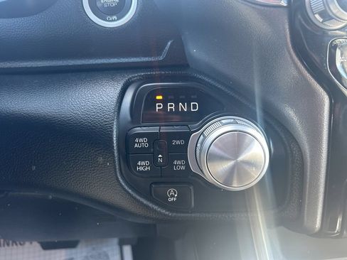 Used 2025 RAM 1500 Laramie AWD/4WD image 16