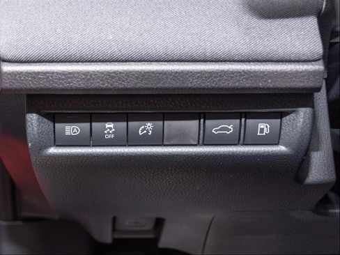 New 2026 Toyota Camry LE AWD/4WD image 10