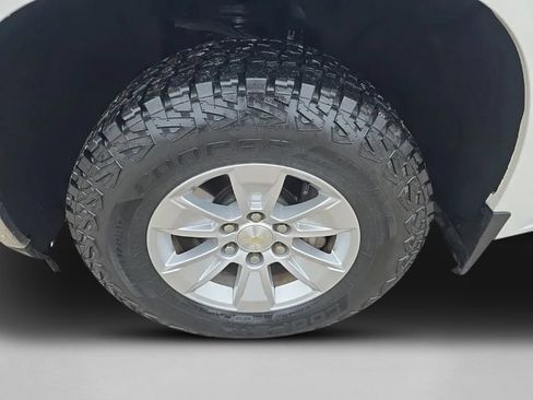 Used 2019 Chevrolet Silverado 1500 LT w/ Work Truck Package AWD/4WD image 11