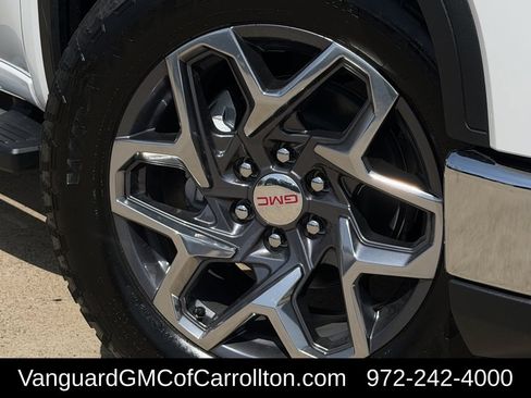 New 2026 GMC Sierra 1500 SLT AWD/4WD image 9