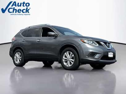Used 2015 Nissan Rogue SV