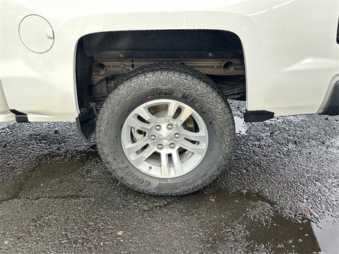 Used 2018 Chevrolet Silverado 1500 LT w/ All Star Edition image 25