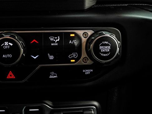 Used 2021 Jeep Wrangler Unlimited Sport image 25