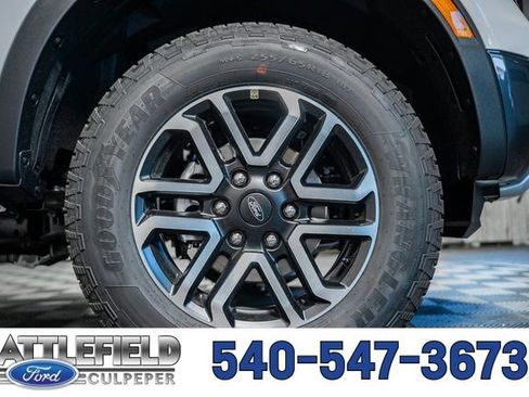 New 2025 Ford Ranger Lariat w/ Trailer Tow Package image 18