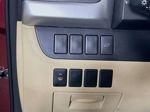 Used 2016 Toyota Highlander XLE FWD image 10
