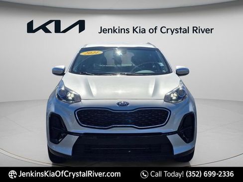 Used 2021 Kia Sportage LX image 2